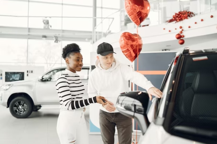 Why Millennials Are Selling Their Cars Online itechfy